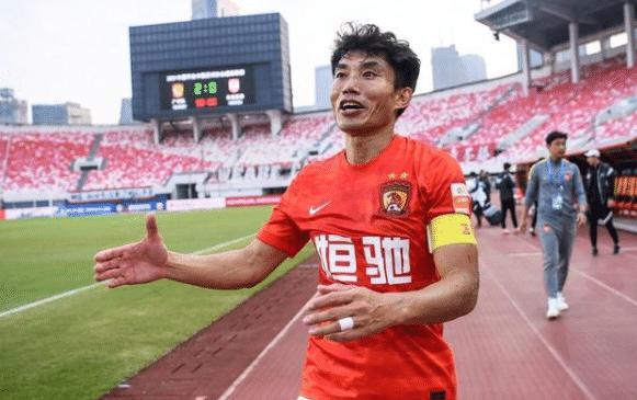 42岁郑智走马上任，履职新岗位，放言新目标，遗憾没进世界杯(2)