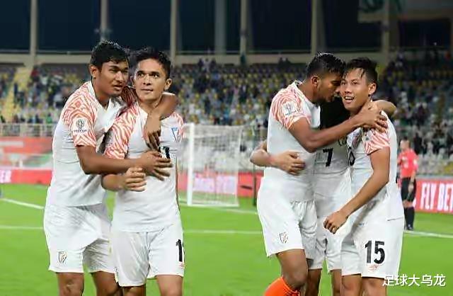 2-0，开门红！亚洲鱼腩爆发，延续不败纪录，将成国足亚洲杯劲敌(1)