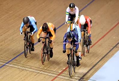 中国场地自行车队夺得3金1银，创世界杯参赛最好成绩