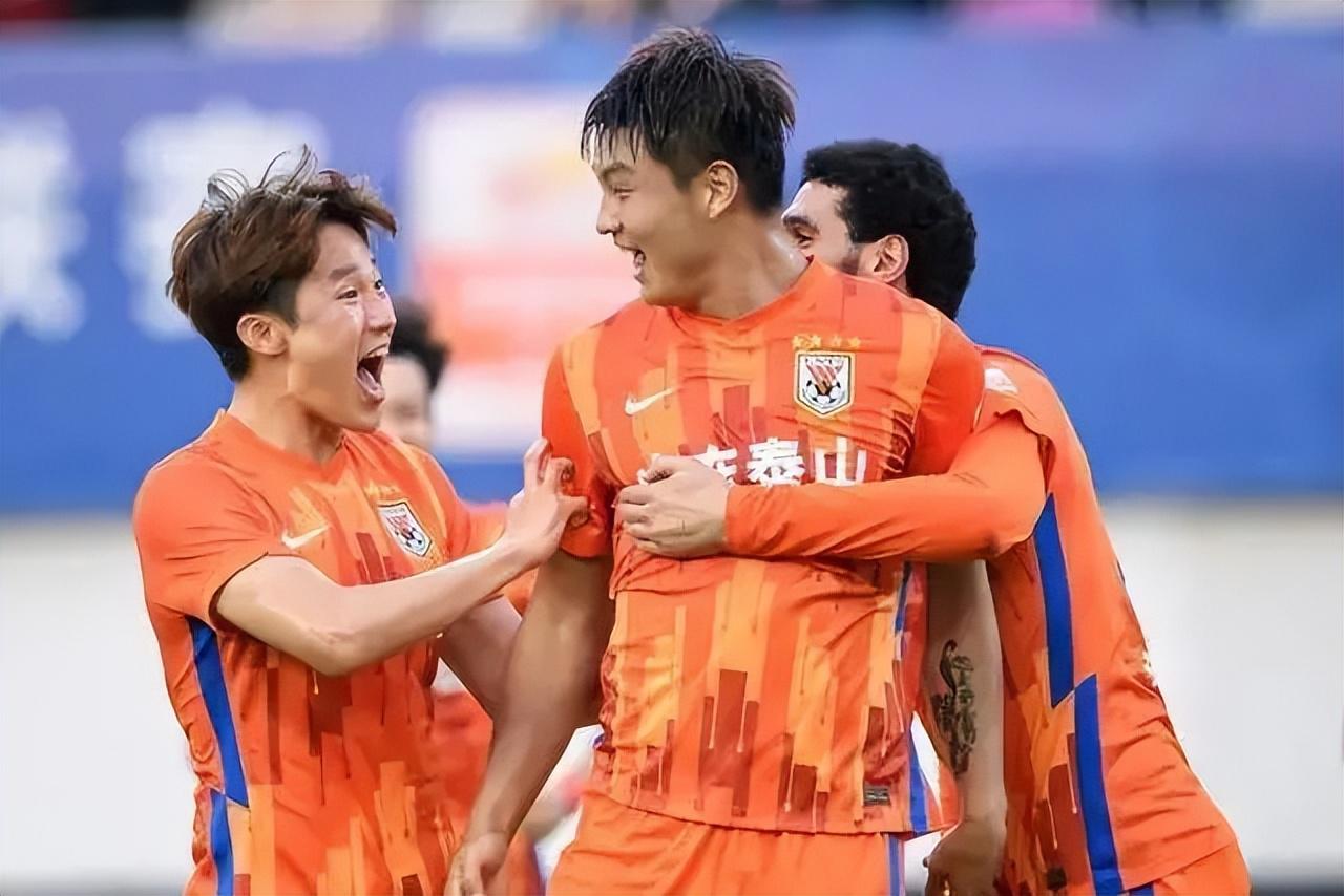 中国足球迎来好消息！青少年联赛成打破黑暗的曙光，未来值得期待(3)