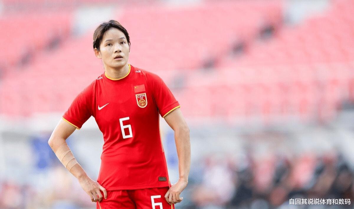 从这次东亚杯的表现看，中国男足和女足已全面落后日韩的男女足了(1)
