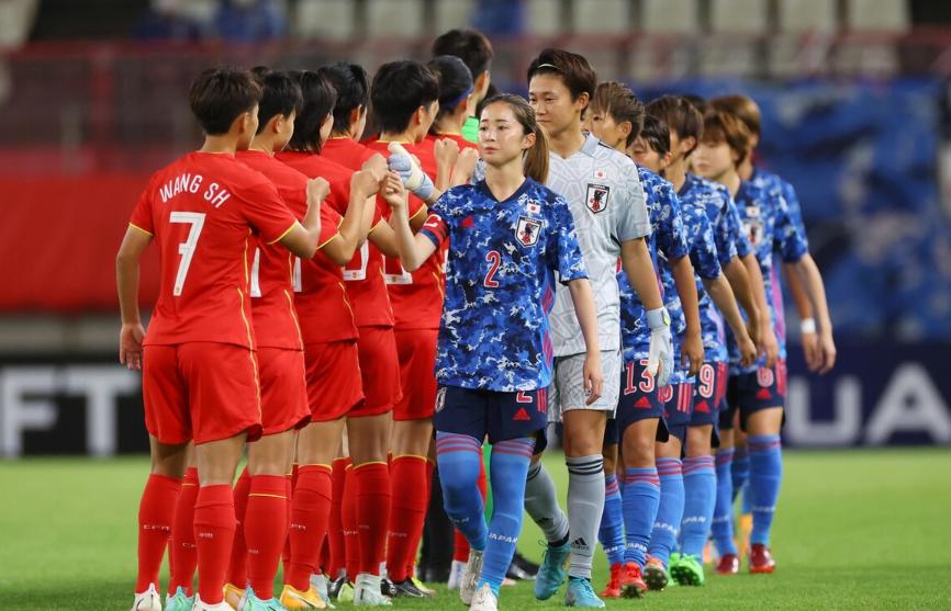 2-0！亚洲第2登顶，世界杯2连胜+力压FIFA第1，中国女足未入正赛(4)