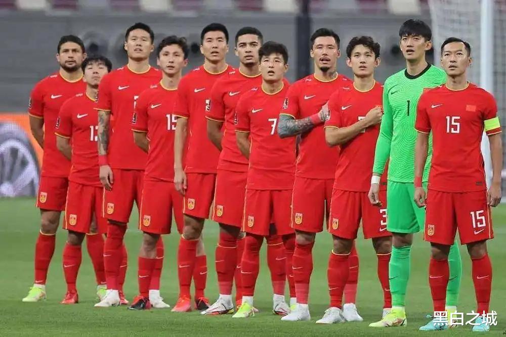 外媒看衰中国男足：世预赛垫底球队，跟越南一个档次(2)