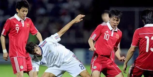 法国0: 2丹麦欧国联出局不足为奇，12年前他们曾输给亚洲“鱼腩”(4)