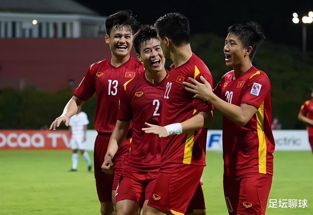 亚洲足坛疯狂一夜：日本0-0翻车，韩国1-0狂飙，越南3-0吊打印度(3)