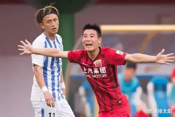 武磊说上海海港只差一个足协杯冠军了，好像亚冠冠军也没有拿过！(1)