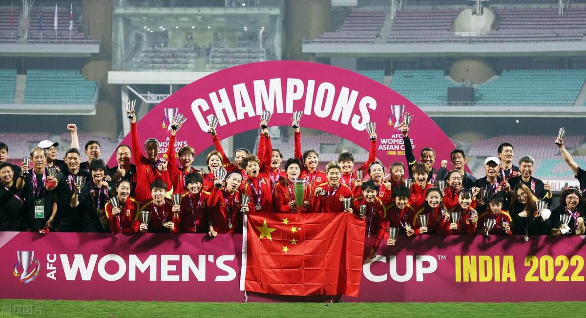 恭喜中国女足，人民日报宣布王霜走马赴任，新岗位出炉，球迷支持(1)