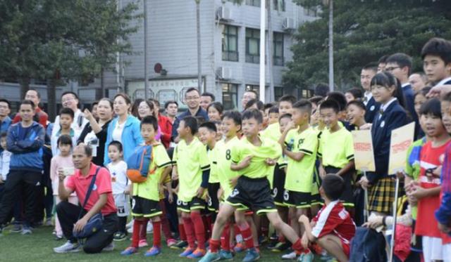 张玉宁的父亲是球迷，武磊的父亲是球迷，论足球氛围的重要性(3)