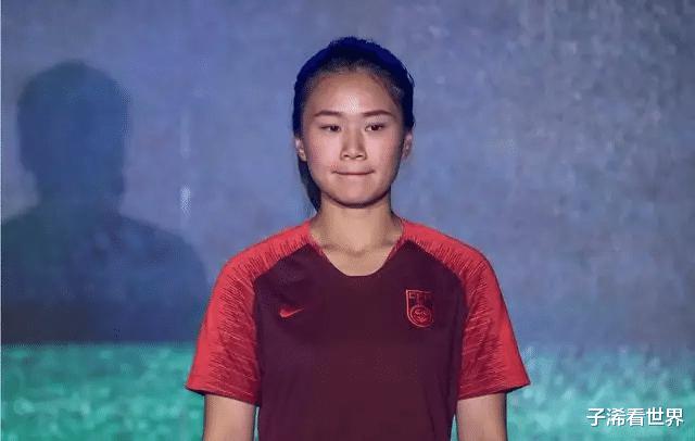 凌晨0点！中国女足迎重大喜讯：肖裕仪做出英明决定，球迷振奋(3)