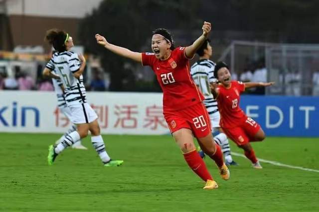 26岁正值壮年 肖裕义留洋澳大利亚 女足精神带动中国足球向好发展(5)