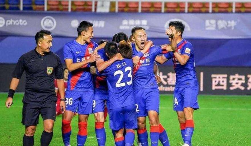 足协杯：实力碾压！两人梅开二度，上海申花5比0击败江西北大门(6)