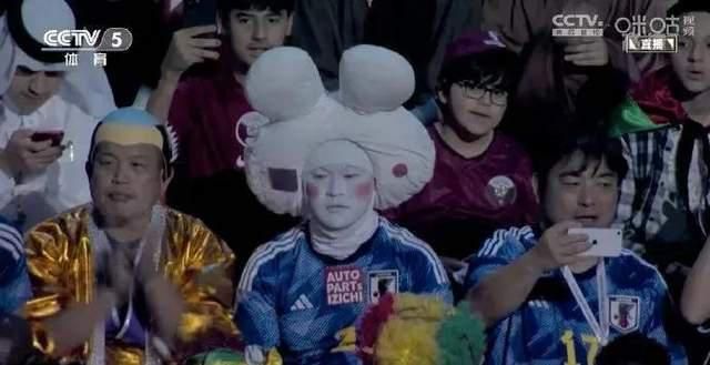 卡塔尔世界杯开幕！看点多多，日本球迷装扮撞脸岳云鹏太抢镜(2)