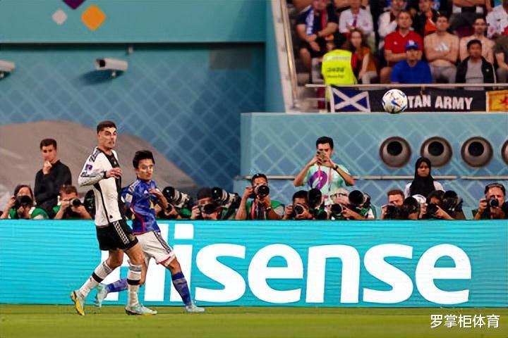 两个2-1！亚洲队变身欧美队克星，日本队让中国球迷沸腾，太意外(8)