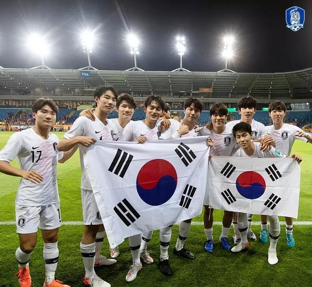 日本队证明了亚洲人技术没问题，韩国队证明了亚洲人身体没问题(9)
