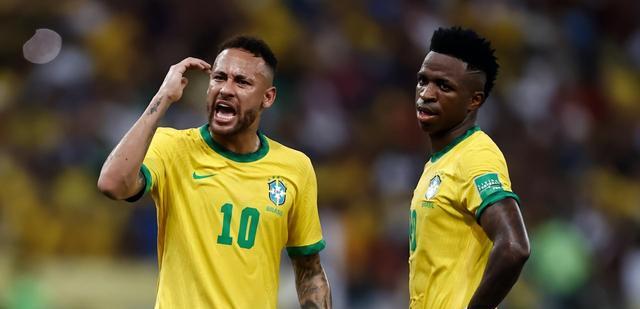 洋洋聊世界杯：巴西队静候韩国队，4个细节对比赛走向影响多大？(4)