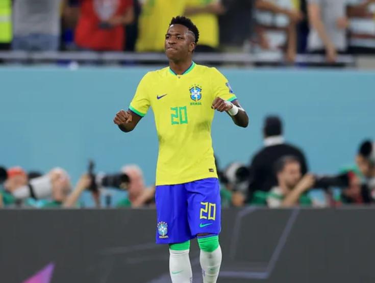 Vinicius Jr希望巴西能为贝利赢得世界杯的OPE荣耀(2)