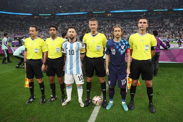 【世界杯】梅西传射 曼城前锋2球 阿根廷3比0进决赛(28)