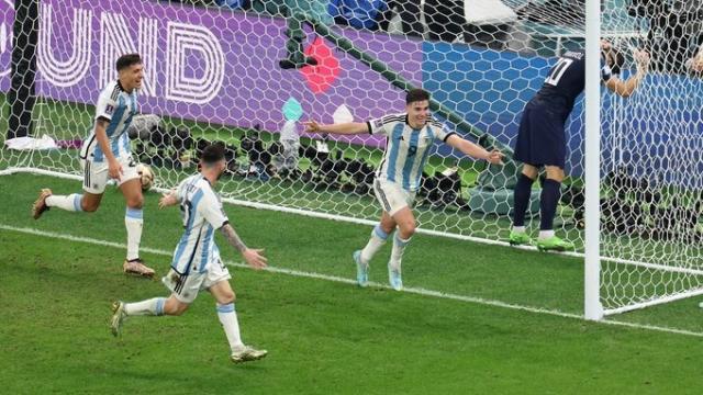 【世界杯】梅西传射 曼城前锋2球 阿根廷3比0进决赛(52)