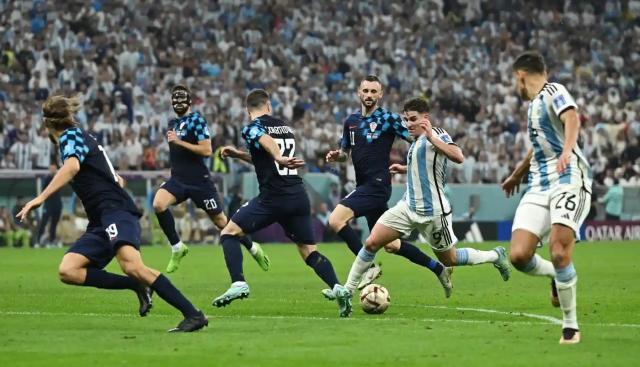 【世界杯】梅西传射 曼城前锋2球 阿根廷3比0进决赛(59)