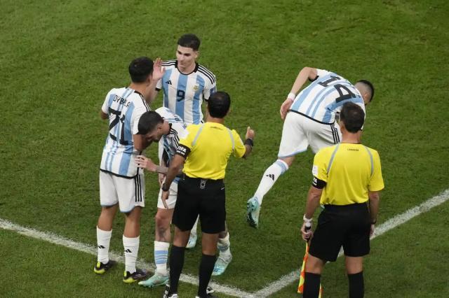 【世界杯】梅西传射 曼城前锋2球 阿根廷3比0进决赛(73)