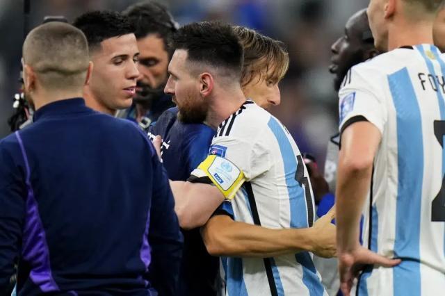 【世界杯】梅西传射 曼城前锋2球 阿根廷3比0进决赛(79)