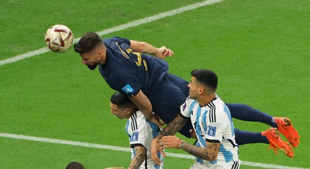 法国半场0-2落后！埃弗拉发推暗讽：我怕的不是阿根廷，而是裁判(6)