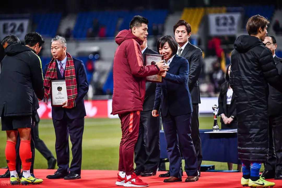 足协主席做了两件事，将对中国足球产生深远影响(3)