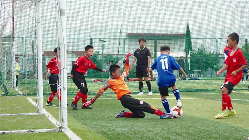 云南省青少年足球联赛总决赛2月4日在曲靖打响(3)