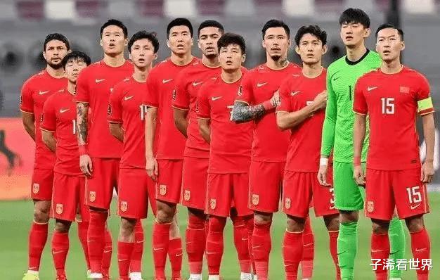 中午12点！上海媒体再现争议报道：中国足协遭质疑，球迷骂声一片(4)