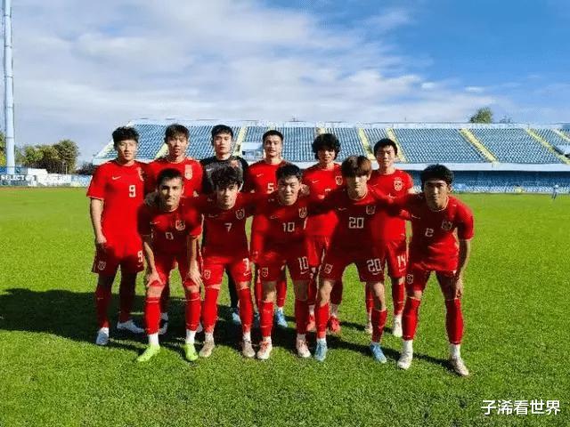 突发！中国足球传来喜讯：U20国青做出巨大改变，球迷吐槽声一片