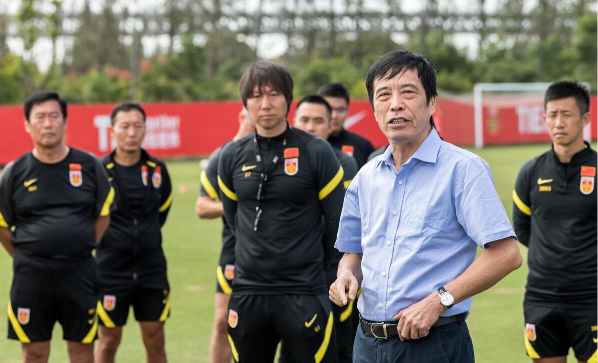 2023年中国足球 从领导到教练 再到球员都被抓了 就差一个裁判(3)