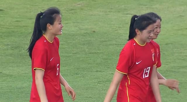 6-0！中国女足国青队开门红，5人破门狂轰6球，对手半场即崩盘(6)