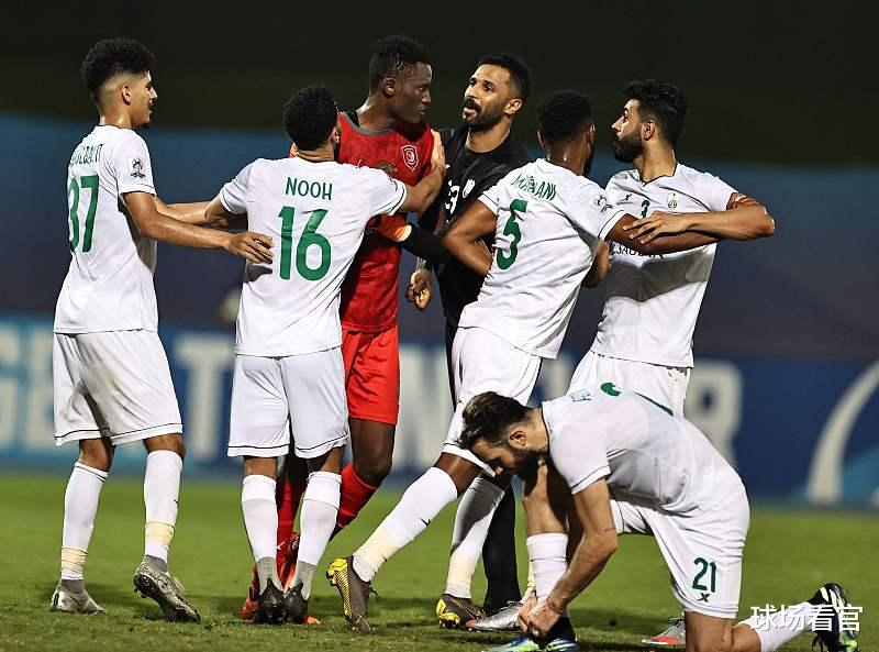 沙特联赛：第18分钟C罗精彩进球，吉达联队1-0取得了胜利(4)