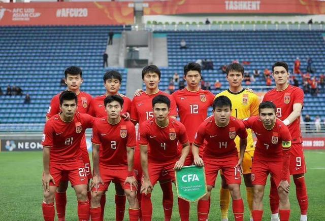 足球报：冲击世青赛！中国U20男足的“铁桶”，可挡韩国男足的利剑(2)