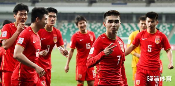 U20国足1-3韩国虽然输了，但拼搏的精神是值得称赞的，李昊这样的球员应该进入国家队(6)