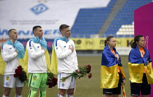 在战火中坚持的乌克兰足球(3)