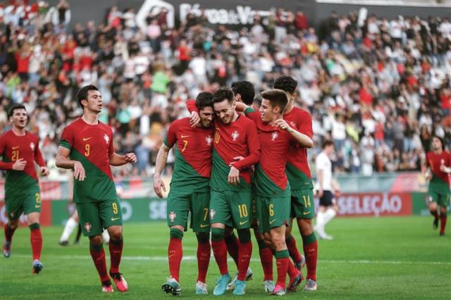 葡萄牙青年军同时晋级各年龄段欧洲杯 史上头一回