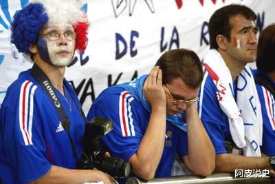 韩日世界杯回顾，国家队的亨利难堪大任？法国闷平乌拉圭命悬一线(26)