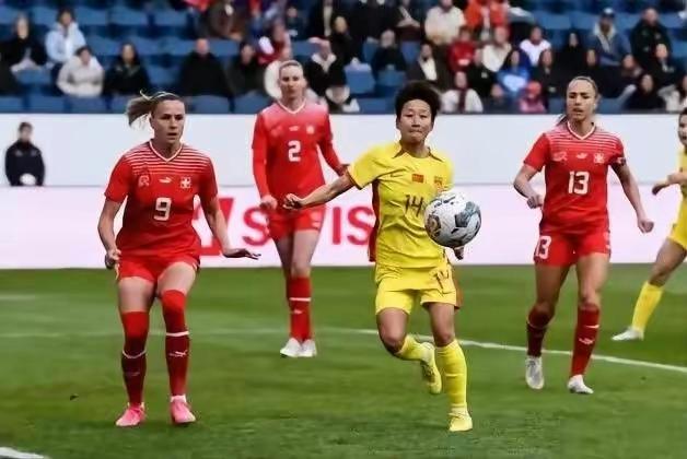 中国女足集训将与男足梯队热身 张琳艳李佳悦等球员或助国足出线(5)