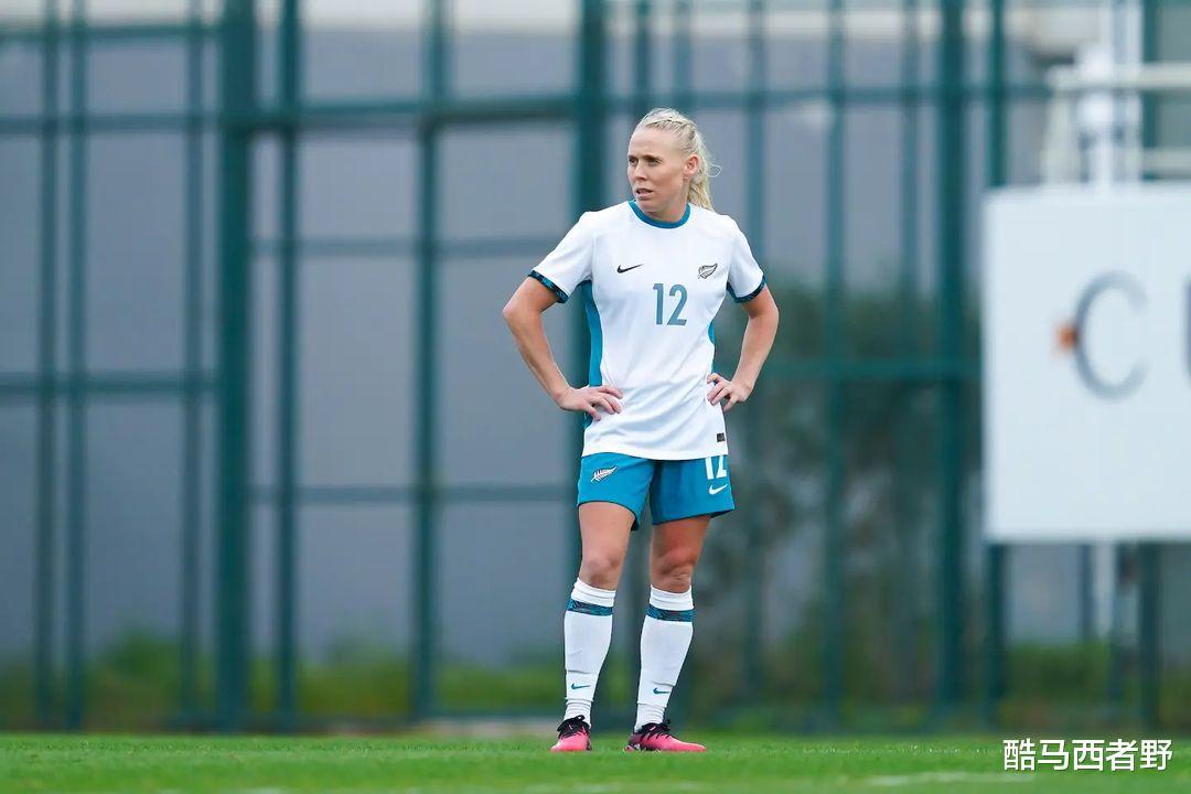 冰岛女超六轮之后，每一位中国留洋女足球员都会有不如意的地方(3)