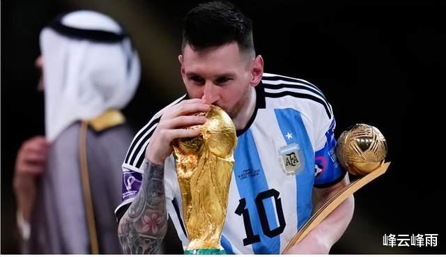 阿根廷球王梅西向世界杯说再见，入境中国时曾发生一段小插曲(2)