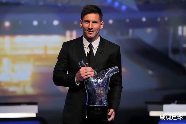 最好的告别礼物！恭喜球王梅西收获欧洲足球生涯最后一项大奖！(1)
