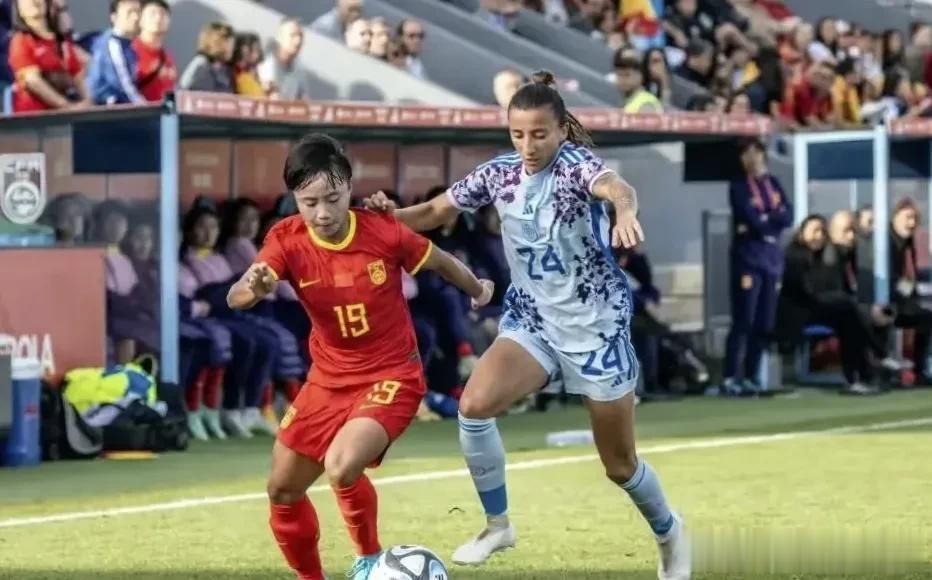 7月7日，中国女子足球队将从广州出发，前往澳大利亚阿德莱德，这将是她们开始踏上2(3)