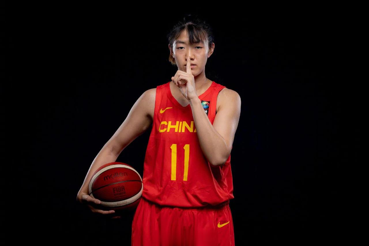 今晚的8点45分，中国U19国青女篮就要迎来#u19女篮世界杯# 的首个对手加拿(3)