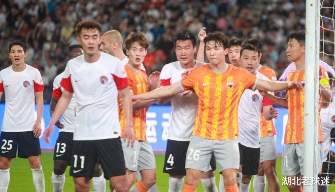 中国足球新笑话！中超队想给未成年球员发车位，前赞助商锒铛入狱(5)