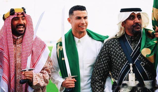 
沙特联已加盟球星更新
截止目前为止，今夏已经有9名球星和1名球星主帅加盟沙特联(5)