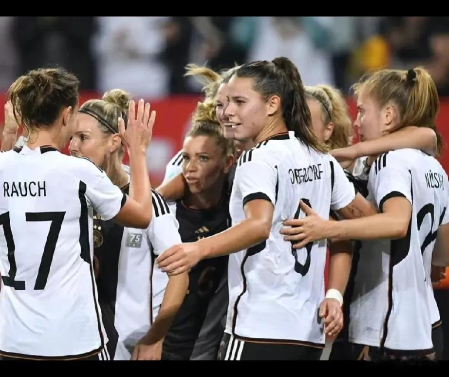 德国女足6-0摩洛哥队，创开赛以来最大进球数记录，摩洛哥也创开赛以来进2粒乌龙球(3)