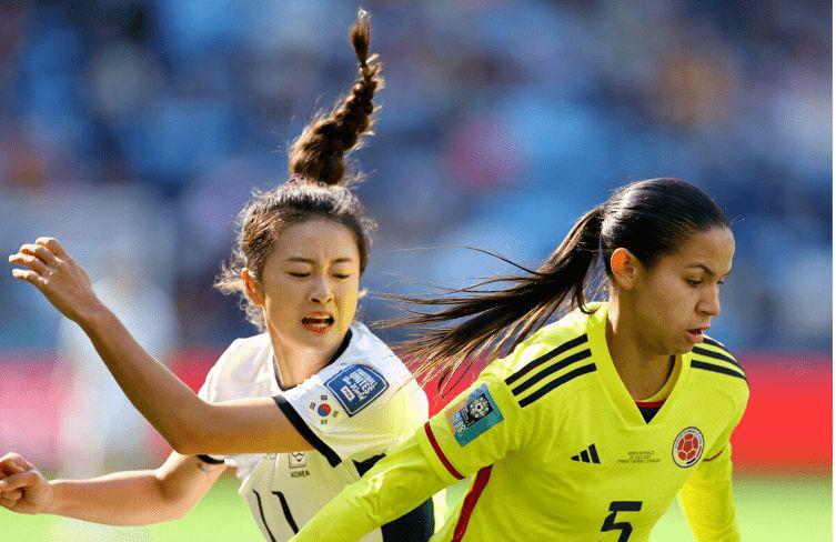 中午12点，世界杯最丑陋比赛结束，韩国携手哥伦比亚创耻辱纪录(2)