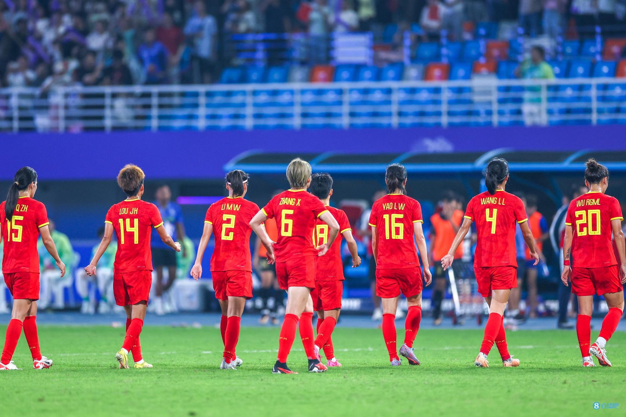 媒体人：女足真实实力比预期要低，但相信中国女足会回到世界前列
