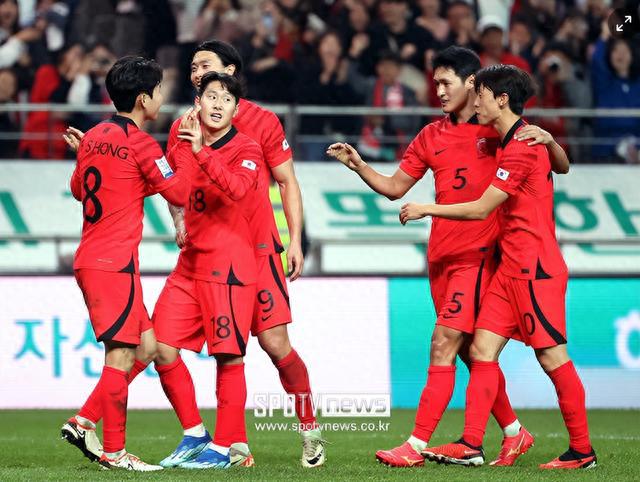 国足慌不！韩国6-0吊打越南，下个月36强赛主场御敌有信心抢分？